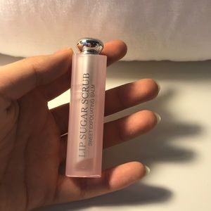 Dior Lip Sugar Scrub. Sweet Exfoliating Balm.